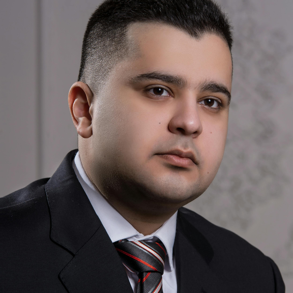 Daniel R. Avatar